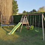 L'effet Maison Renovee Lumineuse Confort Belle Terrasse Grand Jardin Clos Sans Vis A Vis Parking Jeux Pour Enfants 5 Mn A Pied De La D'asnelles Et Centre Bourg - Proche Bayeux Au Coeur Des Plages Du Debarquement Ferienhaus