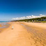 L'effet Maison Renovee Lumineuse Confort Belle Terrasse Grand Jardin Clos Sans Vis A Vis Parking Jeux Pour Enfants 5 Mn A Pied De La D'asnelles Et Centre Bourg - Proche Bayeux Au Coeur Des Plages Du Debarquement * Asnelles