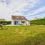 L'effet Maison Renovee Lumineuse Confort Belle Terrasse Grand Jardin Clos Sans Vis A Vis Parking Jeux Pour Enfants 5 Mn A Pied De La D'asnelles Et Centre Bourg - Proche Bayeux Au Coeur Des Plages Du Debarquement Ferienhaus *