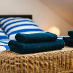 Ferienhaus L'effet Maison Renovee Lumineuse Confort Belle Terrasse Grand Jardin Clos Sans Vis A Vis Parking Jeux Pour Enfants 5 Mn A Pied De La D'asnelles Et Centre Bourg - Proche Bayeux Au Coeur Des Plages Du Debarquement Asnelles