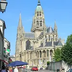 Ferienhaus L'effet Maison Renovee Lumineuse Confort Belle Terrasse Grand Jardin Clos Sans Vis A Vis Parking Jeux Pour Enfants 5 Mn A Pied De La D'asnelles Et Centre Bourg - Proche Bayeux Au Coeur Des Plages Du Debarquement *