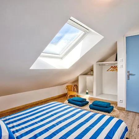 L'effet Maison Renovee Lumineuse Confort Belle Terrasse Grand Jardin Clos Sans Vis A Vis Parking Jeux Pour Enfants 5 Mn A Pied De La D'asnelles Et Centre Bourg - Proche Bayeux Au Coeur Des Plages Du Debarquement Feriehus *