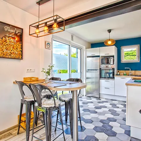 Feriehus L'effet Maison Renovee Lumineuse Confort Belle Terrasse Grand Jardin Clos Sans Vis A Vis Parking Jeux Pour Enfants 5 Mn A Pied De La D'asnelles Et Centre Bourg - Proche Bayeux Au Coeur Des Plages Du Debarquement Asnelles