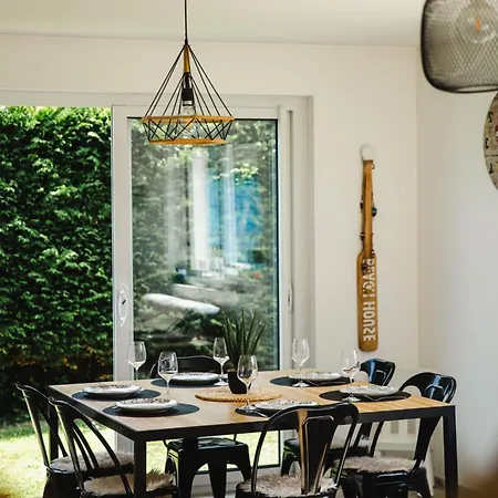 L'effet Maison Rénovée Lumineuse Confort Belle Terrasse Grand Jardin Clos Sans Vis à Vis Parking Jeux Pour Enfants 5 Mn à Pied De La D'asnelles Et Centre Bourg - Proche Bayeux Au Coeur Des Plages Du Débarquement * Asnelles