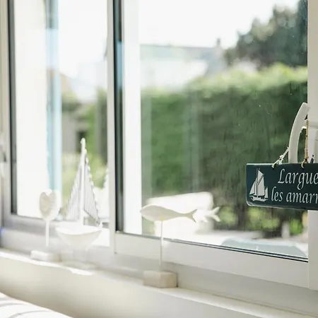 L'effet Maison Rénovée Lumineuse Confort Belle Terrasse Grand Jardin Clos Sans Vis à Vis Parking Jeux Pour Enfants 5 Mn à Pied De La D'asnelles Et Centre Bourg - Proche Bayeux Au Coeur Des Plages Du Débarquement Casa vacanze *