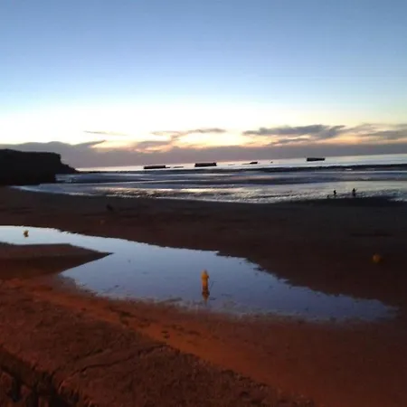 L'effet Maison Rénovée Lumineuse Confort Belle Terrasse Grand Jardin Clos Sans Vis à Vis Parking Jeux Pour Enfants 5 Mn à Pied De La D'asnelles Et Centre Bourg - Proche Bayeux Au Coeur Des Plages Du Débarquement Asnelles