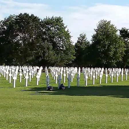 L'effet Maison Renovee Lumineuse Confort Belle Terrasse Grand Jardin Clos Sans Vis A Vis Parking Jeux Pour Enfants 5 Mn A Pied De La D'asnelles Et Centre Bourg - Proche Bayeux Au Coeur Des Plages Du Debarquement Feriehus Asnelles