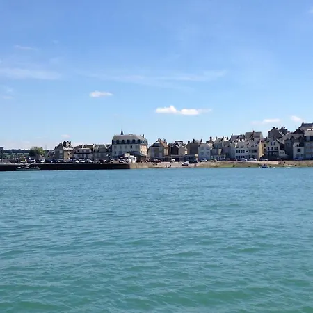 L'effet Maison Rénovée Lumineuse Confort Belle Terrasse Grand Jardin Clos Sans Vis à Vis Parking Jeux Pour Enfants 5 Mn à Pied De La D'asnelles Et Centre Bourg - Proche Bayeux Au Coeur Des Plages Du Débarquement Casa vacanze