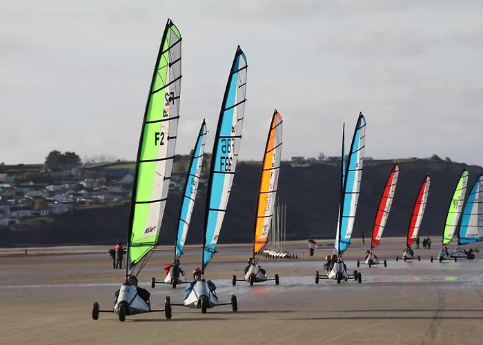 בית נופש L'effet Maison Renovee Lumineuse Confort Belle Terrasse Grand Jardin Clos Sans Vis A Vis Parking Jeux Pour Enfants 5 Mn A Pied De La D'asnelles Et Centre Bourg - Proche Bayeux Au Coeur Des Plages Du Debarquement אסנלס