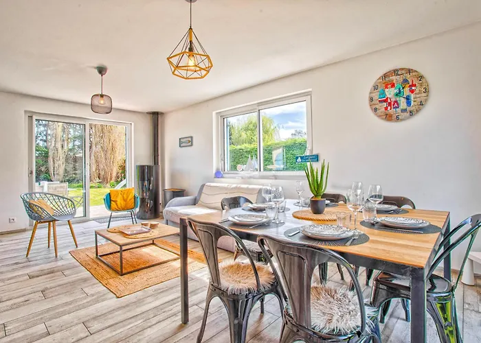 L'effet Maison Renovee Lumineuse Confort Belle Terrasse Grand Jardin Clos Sans Vis A Vis Parking Jeux Pour Enfants 5 Mn A Pied De La D'asnelles Et Centre Bourg - Proche Bayeux Au Coeur Des Plages Du Debarquement