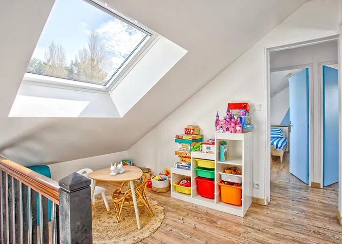 L'effet Maison Renovee Lumineuse Confort Belle Terrasse Grand Jardin Clos Sans Vis A Vis Parking Jeux Pour Enfants 5 Mn A Pied De La D'asnelles Et Centre Bourg - Proche Bayeux Au Coeur Des Plages Du Debarquement בית נופש *