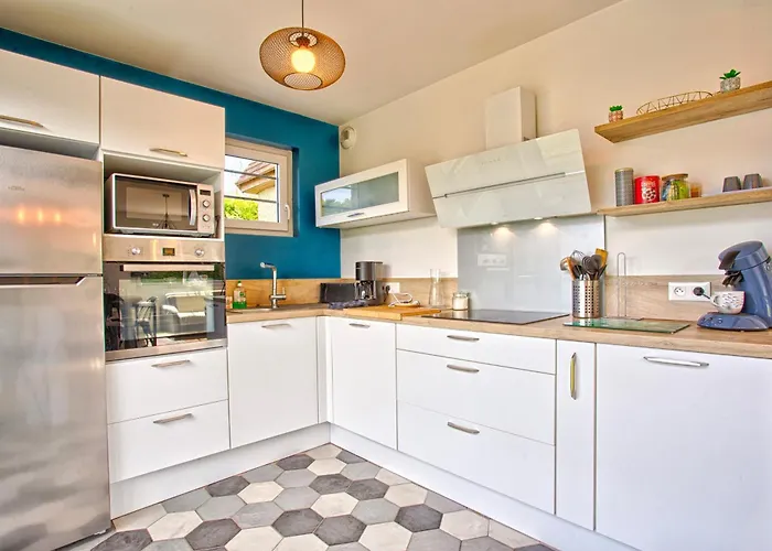 L'effet Maison Renovee Lumineuse Confort Belle Terrasse Grand Jardin Clos Sans Vis A Vis Parking Jeux Pour Enfants 5 Mn A Pied De La D'asnelles Et Centre Bourg - Proche Bayeux Au Coeur Des Plages Du Debarquement * אסנלס