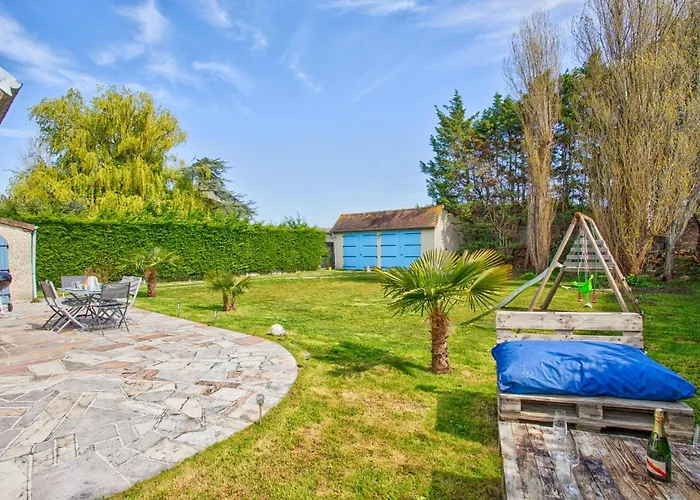 L'effet Maison Renovee Lumineuse Confort Belle Terrasse Grand Jardin Clos Sans Vis A Vis Parking Jeux Pour Enfants 5 Mn A Pied De La D'asnelles Et Centre Bourg - Proche Bayeux Au Coeur Des Plages Du Debarquement בית נופש