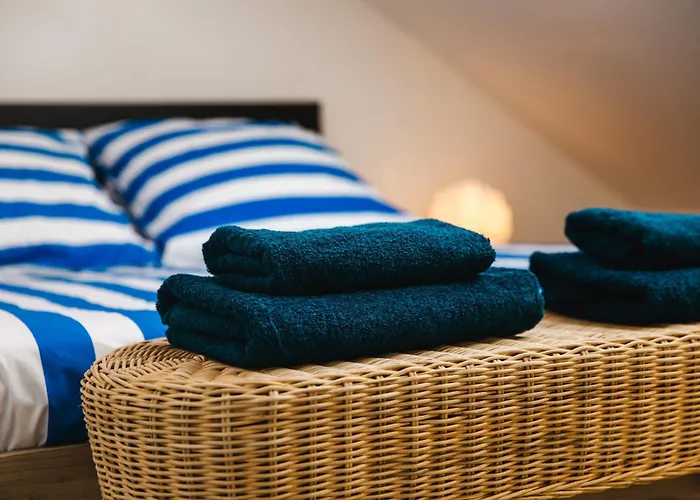 בית נופש L'effet Maison Renovee Lumineuse Confort Belle Terrasse Grand Jardin Clos Sans Vis A Vis Parking Jeux Pour Enfants 5 Mn A Pied De La D'asnelles Et Centre Bourg - Proche Bayeux Au Coeur Des Plages Du Debarquement אסנלס