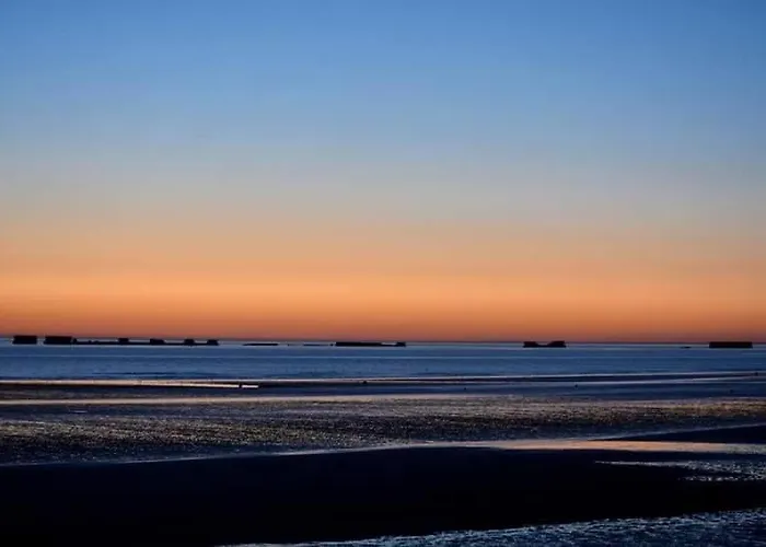 L'effet Maison Renovee Lumineuse Confort Belle Terrasse Grand Jardin Clos Sans Vis A Vis Parking Jeux Pour Enfants 5 Mn A Pied De La D'asnelles Et Centre Bourg - Proche Bayeux Au Coeur Des Plages Du Debarquement * אסנלס
