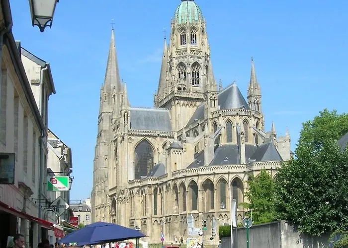 בית נופש L'effet Maison Renovee Lumineuse Confort Belle Terrasse Grand Jardin Clos Sans Vis A Vis Parking Jeux Pour Enfants 5 Mn A Pied De La D'asnelles Et Centre Bourg - Proche Bayeux Au Coeur Des Plages Du Debarquement *
