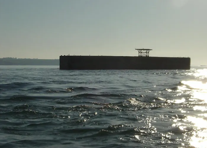 בית נופש L'effet Maison Renovee Lumineuse Confort Belle Terrasse Grand Jardin Clos Sans Vis A Vis Parking Jeux Pour Enfants 5 Mn A Pied De La D'asnelles Et Centre Bourg - Proche Bayeux Au Coeur Des Plages Du Debarquement אסנלס